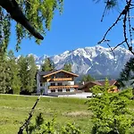 Schwab In-ski Out By Schladmingurlaub